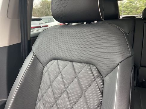 New 2026 Volkswagen Atlas SEL Premium R-Line image 21