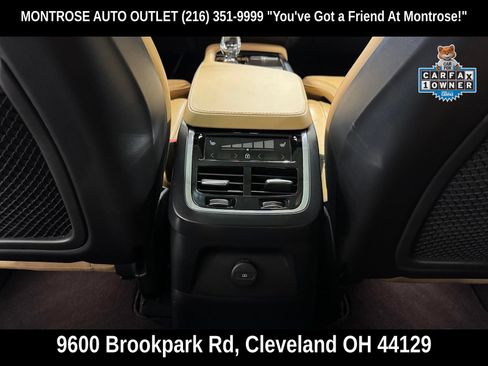 Used 2025 Volvo XC90 T8 Ultra w/ Lounge Package AWD/4WD image 40