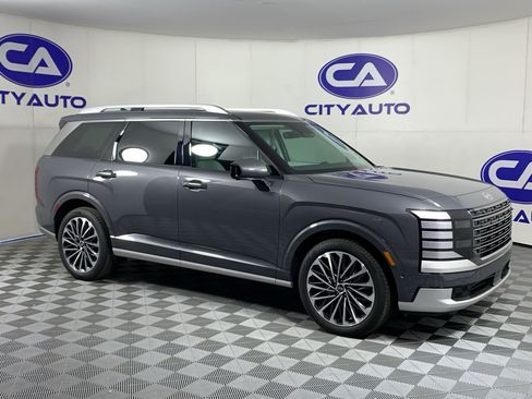 Used 2026 Hyundai Palisade Calligraphy FWD image 1