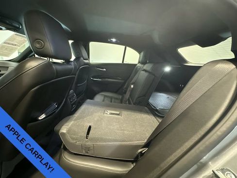 Used 2024 Cadillac XT4 Luxury w/ Cold Weather Package FWD image 13