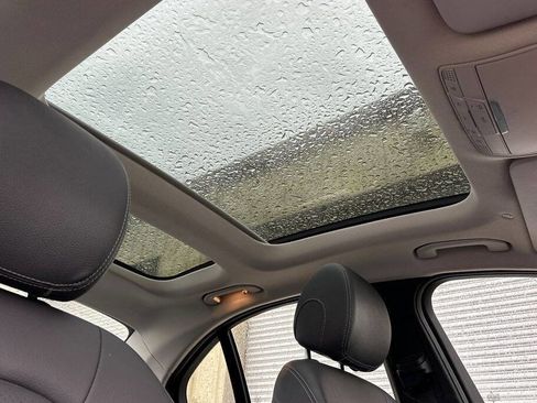 Used 2021 Mercedes-Benz C 300 Sedan image 16