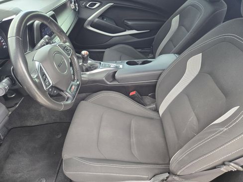 Used 2019 Chevrolet Camaro SS image 11