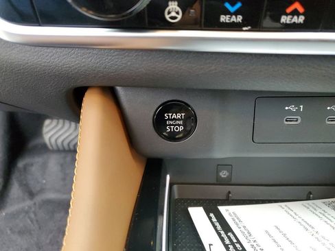 New 2026 Nissan Rogue Platinum w/ Platinum Premium Package AWD/4WD image 27