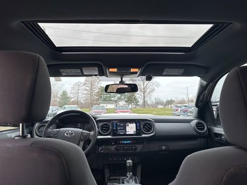 Used 2016 Toyota Tacoma 4x4 Double Cab image 29