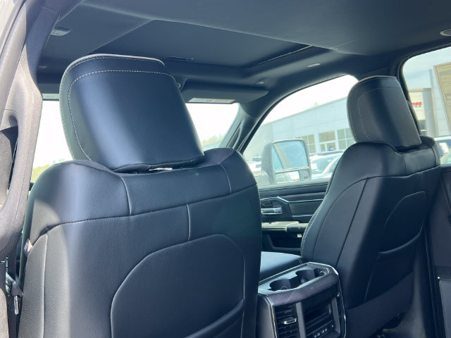 New 2026 RAM 2500 Laramie AWD/4WD image 41