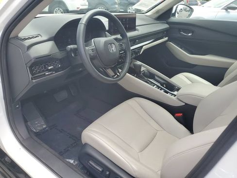 Used 2024 Honda Accord EX-L image 18