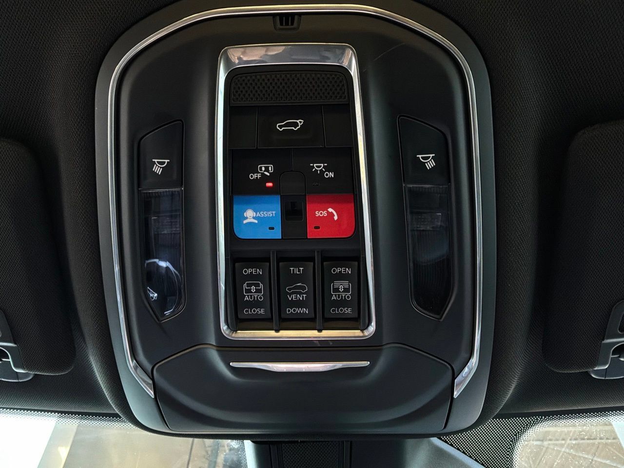 Used 2026 Jeep Grand Cherokee Limited AWD/4WD image 19