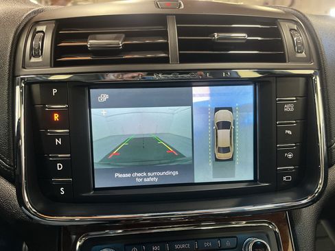 Used 2018 Lincoln Continental Reserve w/ Luxury Package AWD/4WD image 34