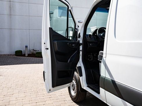 New 2026 Mercedes-Benz Sprinter 144 Cargo image 27