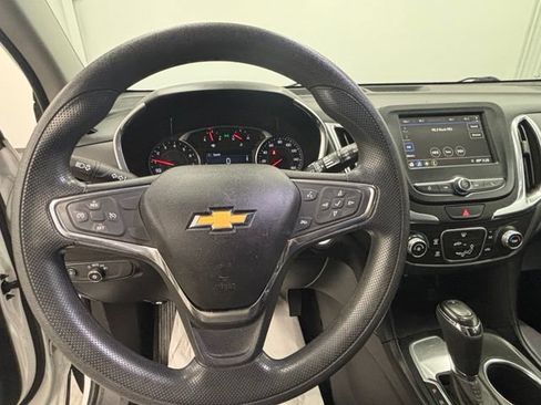 Used 2019 Chevrolet Equinox LT FWD image 20