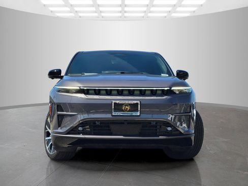 New 2025 Jeep Wagoneer S Limited image 2