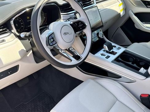 New 2026 Jaguar F-PACE R-Dynamic S AWD/4WD image 30