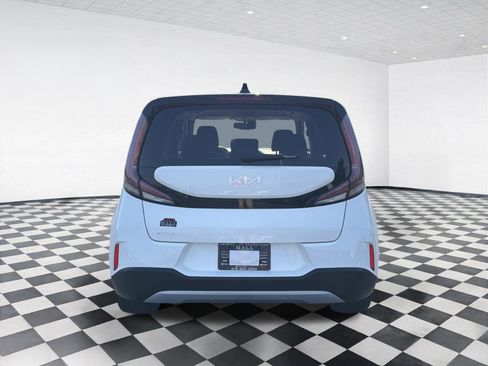 Used 2025 Kia Soul EX FWD image 5