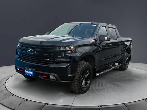 Used 2020 Chevrolet Silverado 1500 LT Trail Boss AWD/4WD image 7