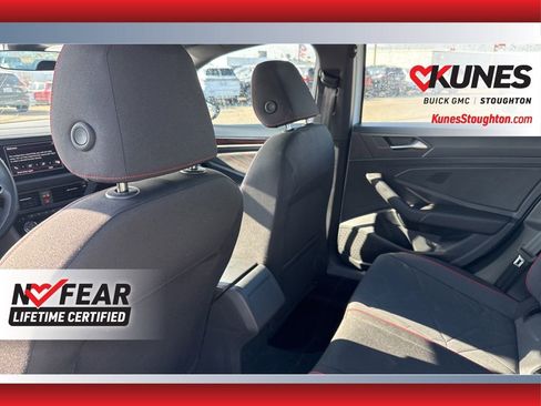 Used 2024 Volkswagen Jetta GLI 40th Anniversary Edition FWD image 37