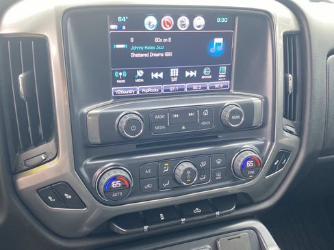 Used 2018 Chevrolet Silverado 1500 LT w/ All Star Edition image 36