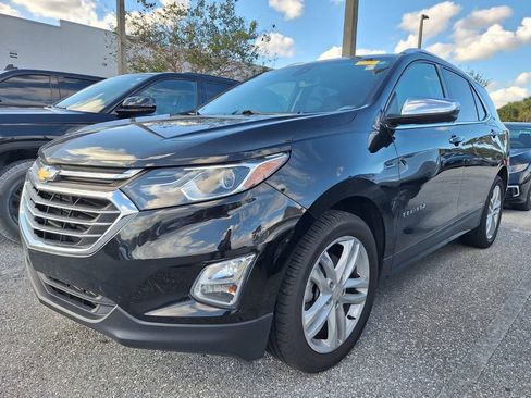 Used 2018 Chevrolet Equinox Premier image 3