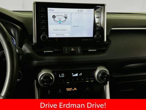 Certified 2019 Toyota RAV4 XSE w/ XSE Weather Package AWD/4WD image 20