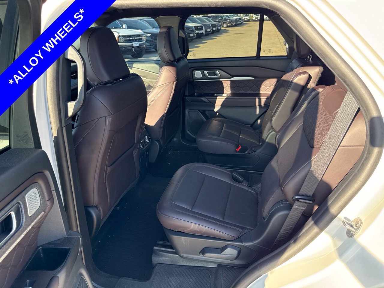 Used 2025 Ford Explorer Platinum w/ Ultimate Package RWD image 6