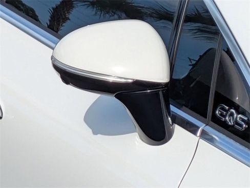 Used 2022 Mercedes-Benz EQS 580 580 image 12