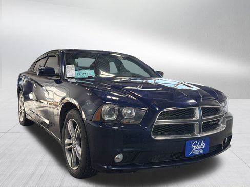Used 2014 Dodge Charger R/T image 2