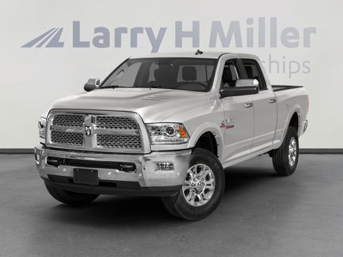Used 2017 RAM 2500 Laramie image 2