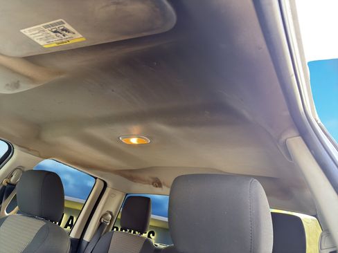 Used 2012 RAM 1500 Express image 26