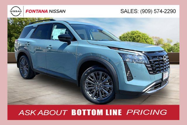 New 2026 Nissan Pathfinder SL w/ SL Premium Package FWD image 1