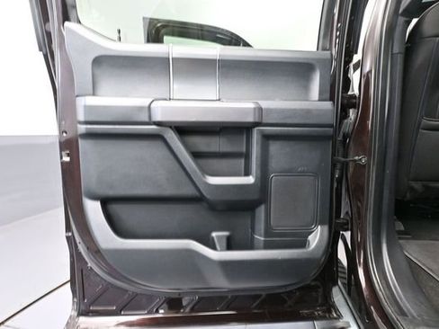 Used 2019 Ford F150 XLT w/ Equipment Group 302A Luxury AWD/4WD image 38