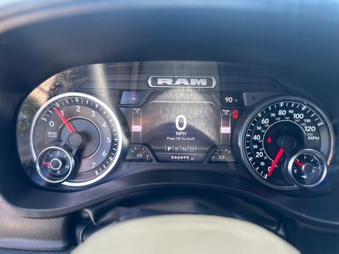 Used 2022 RAM 1500 Big Horn AWD/4WD image 22