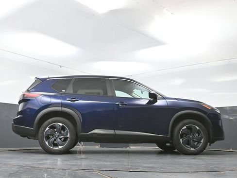 Used 2024 Nissan Rogue SV AWD/4WD image 54