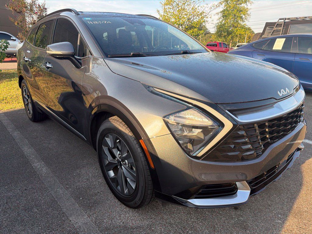Used 2023 Kia Sportage SX FWD image 1