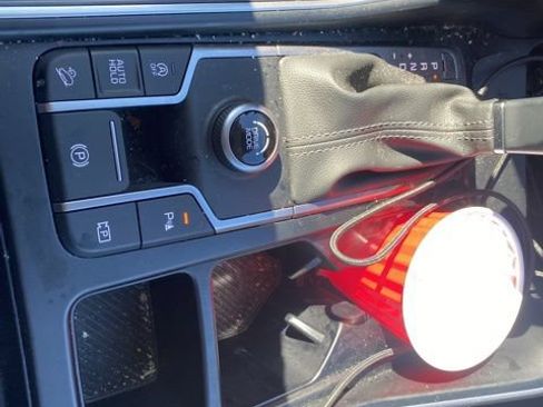 New 2025 Kia Sorento S image 28