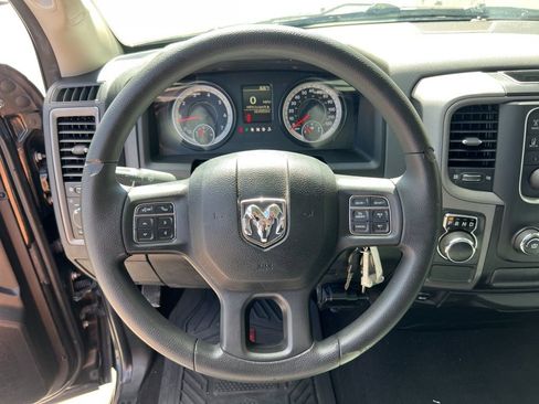 Used 2016 RAM 1500 Tradesman w/ Chrome Appearance Group image 11