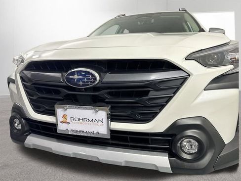 Used 2025 Subaru Outback Touring XT image 25