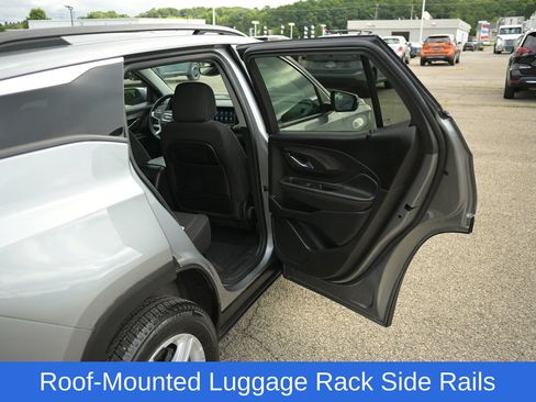 Used 2023 GMC Terrain SLE w/ Driver Convenience Package AWD/4WD image 43