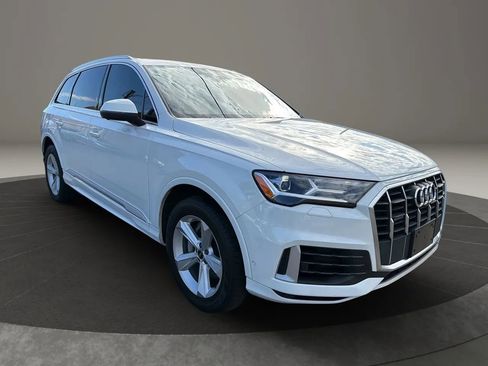 Used 2021 Audi Q7 3.0T Premium AWD/4WD image 3