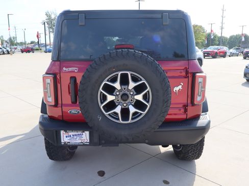 Used 2025 Ford Bronco Badlands AWD/4WD image 7