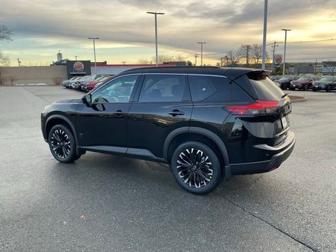 New 2026 Nissan Rogue Dark Armor image 4