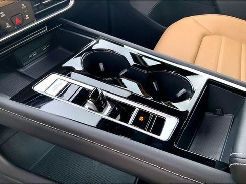 Used 2024 Volkswagen Atlas Cross Sport SEL R-Line image 25