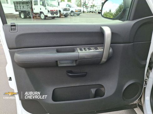 Used 2007 GMC Sierra 1500 SLE w/ SLE1 Preferred Package RWD image 16