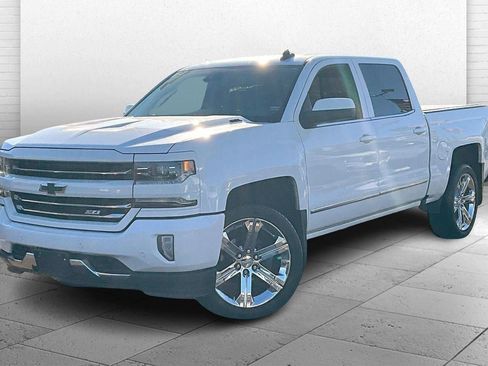 Used 2018 Chevrolet Silverado 1500 LTZ Z71 w/ LTZ Plus Package image 10