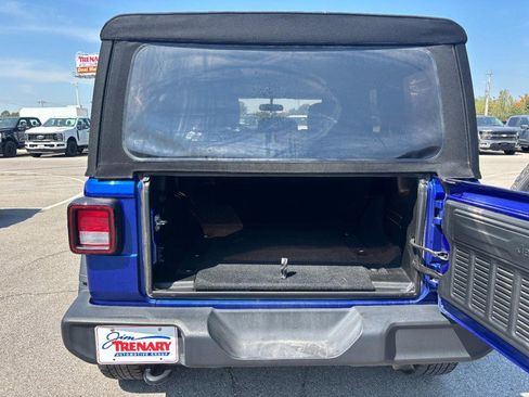 Used 2020 Jeep Wrangler Unlimited Sport image 4
