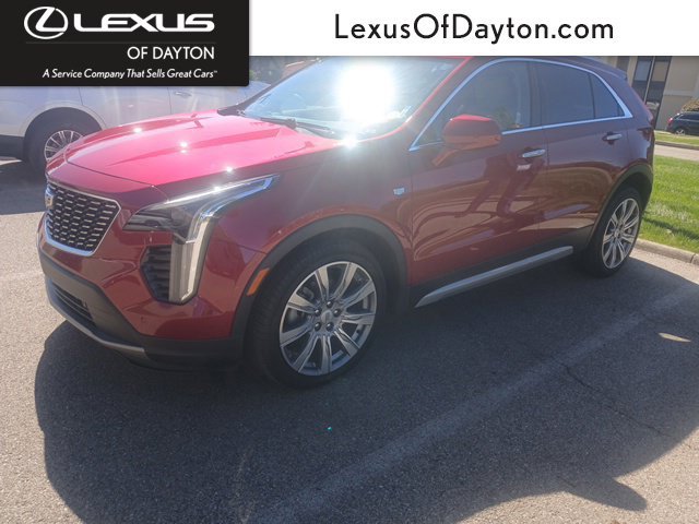 Used 2020 Cadillac XT4 Premium Luxury FWD image 1