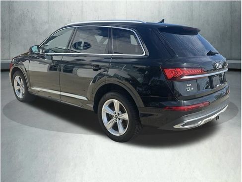 Used 2022 Audi Q7 3.0T Premium AWD/4WD image 3