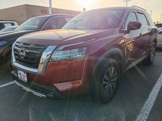 Used 2023 Nissan Pathfinder SL w/ Cargo Package video 1