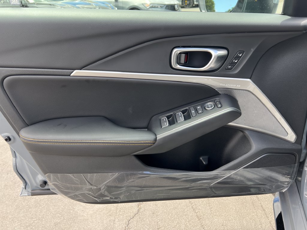 Used 2026 Acura Integra A-Spec w/ Technology Package FWD image 12