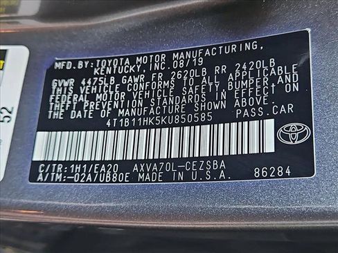Used 2019 Toyota Camry SE w/ Carpet Mat Package FWD image 28