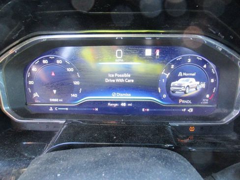 Used 2023 Chevrolet Silverado 1500 LT AWD/4WD image 12