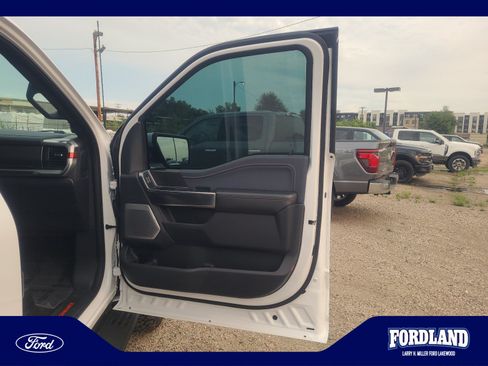 Used 2022 Ford F150 Raptor w/ Equipment Group 801A High AWD/4WD image 16